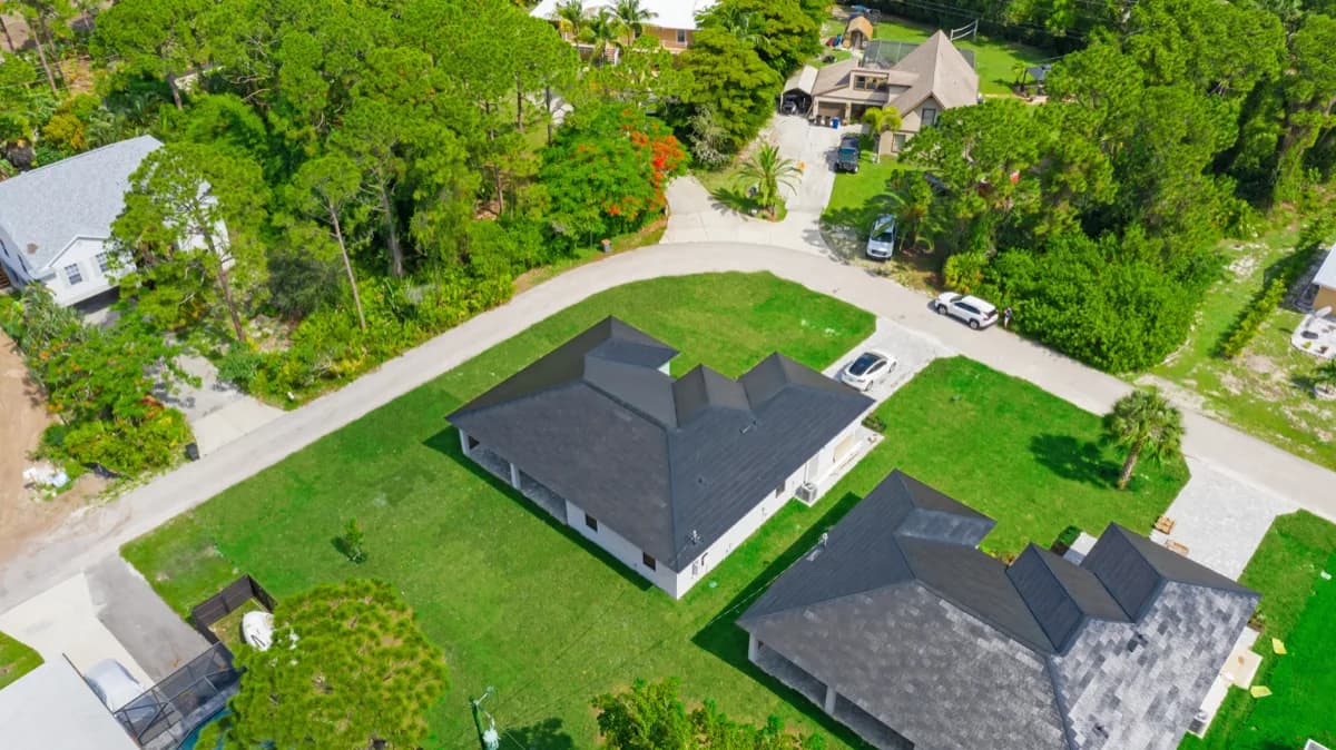 22 spec home development · Bonita Springs photo 1
